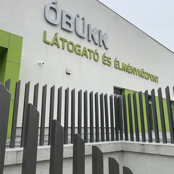 Az Óbükk Látogató- és Élményközpont bejárata